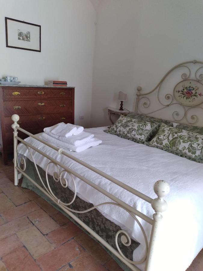 Apartamento L'Arco Romano Foligno Exterior foto