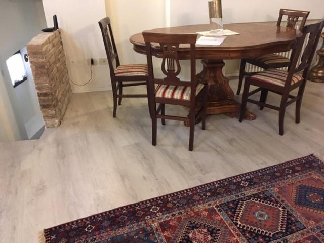 Apartamento L'Arco Romano Foligno Exterior foto